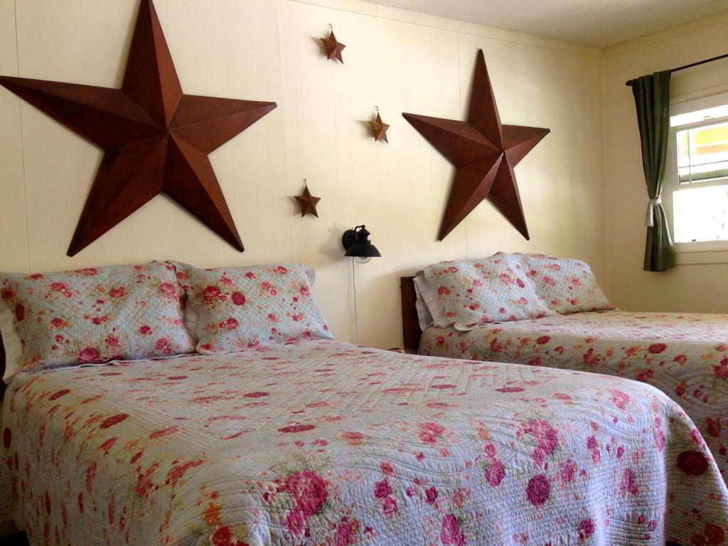 ثري ريفرز Sequoia Motel الغرفة الصورة